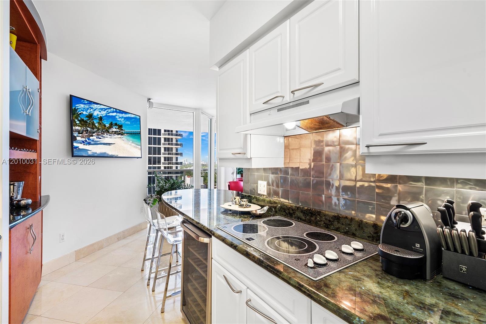 4779 Collins Ave #2404, Miami Beach FL 33140