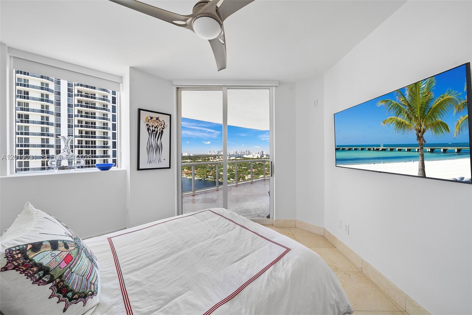4779 Collins Ave #2404, Miami Beach FL 33140