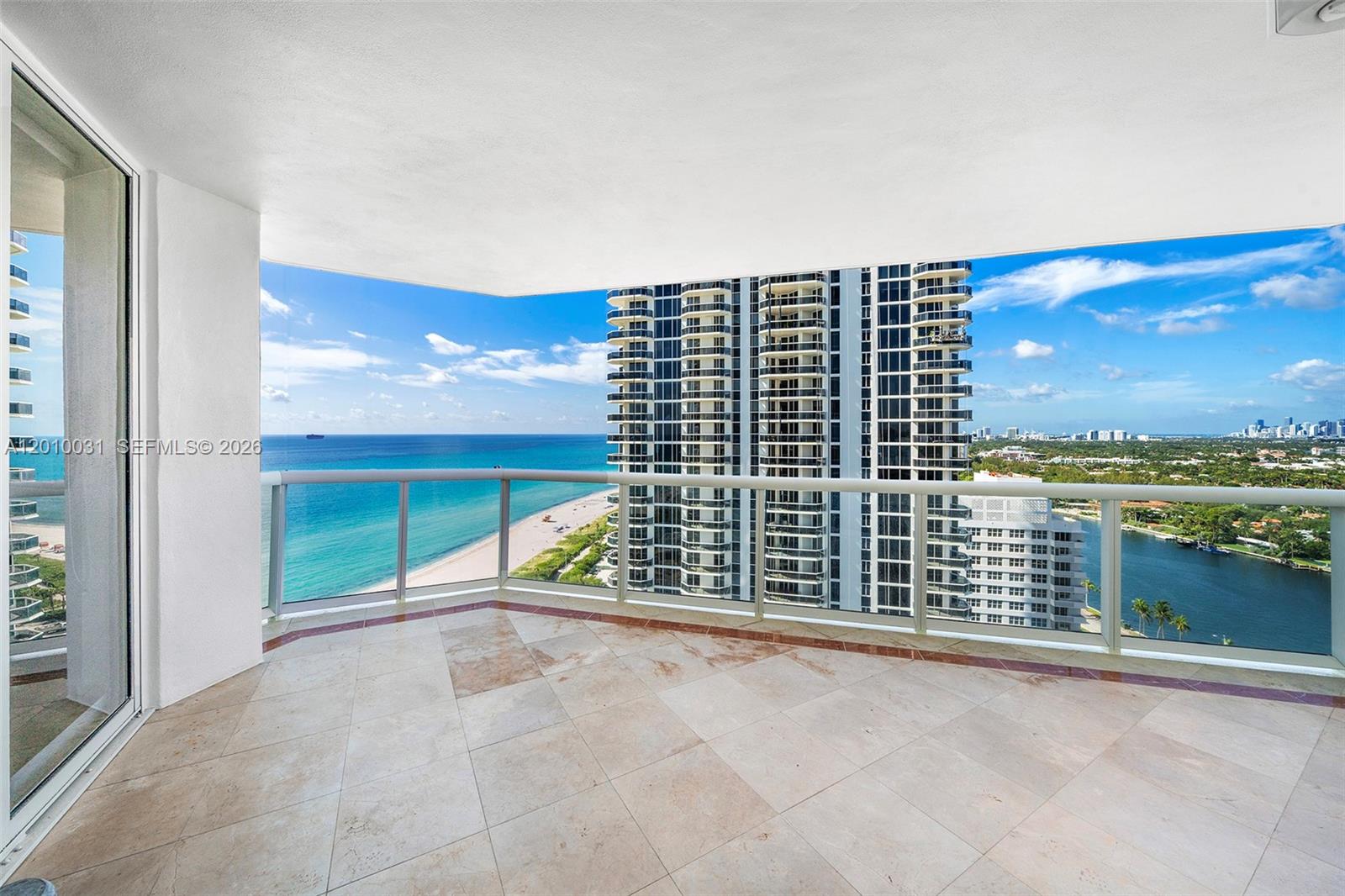 4779 Collins Ave #2404, Miami Beach FL 33140