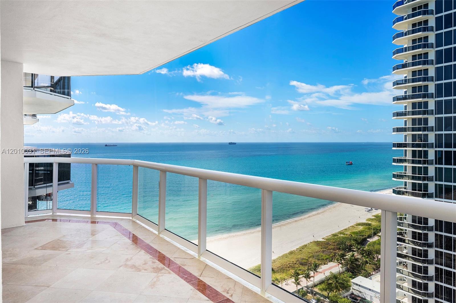 4779 Collins Ave #2404, Miami Beach FL 33140