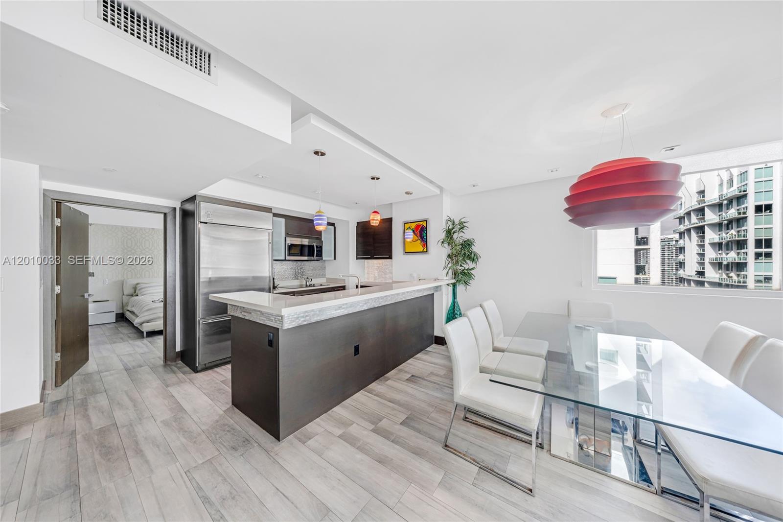 500 Brickell Ave #3707, Miami FL 33131