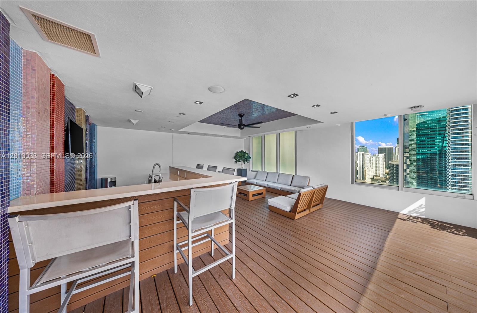 500 Brickell Ave #3707, Miami FL 33131