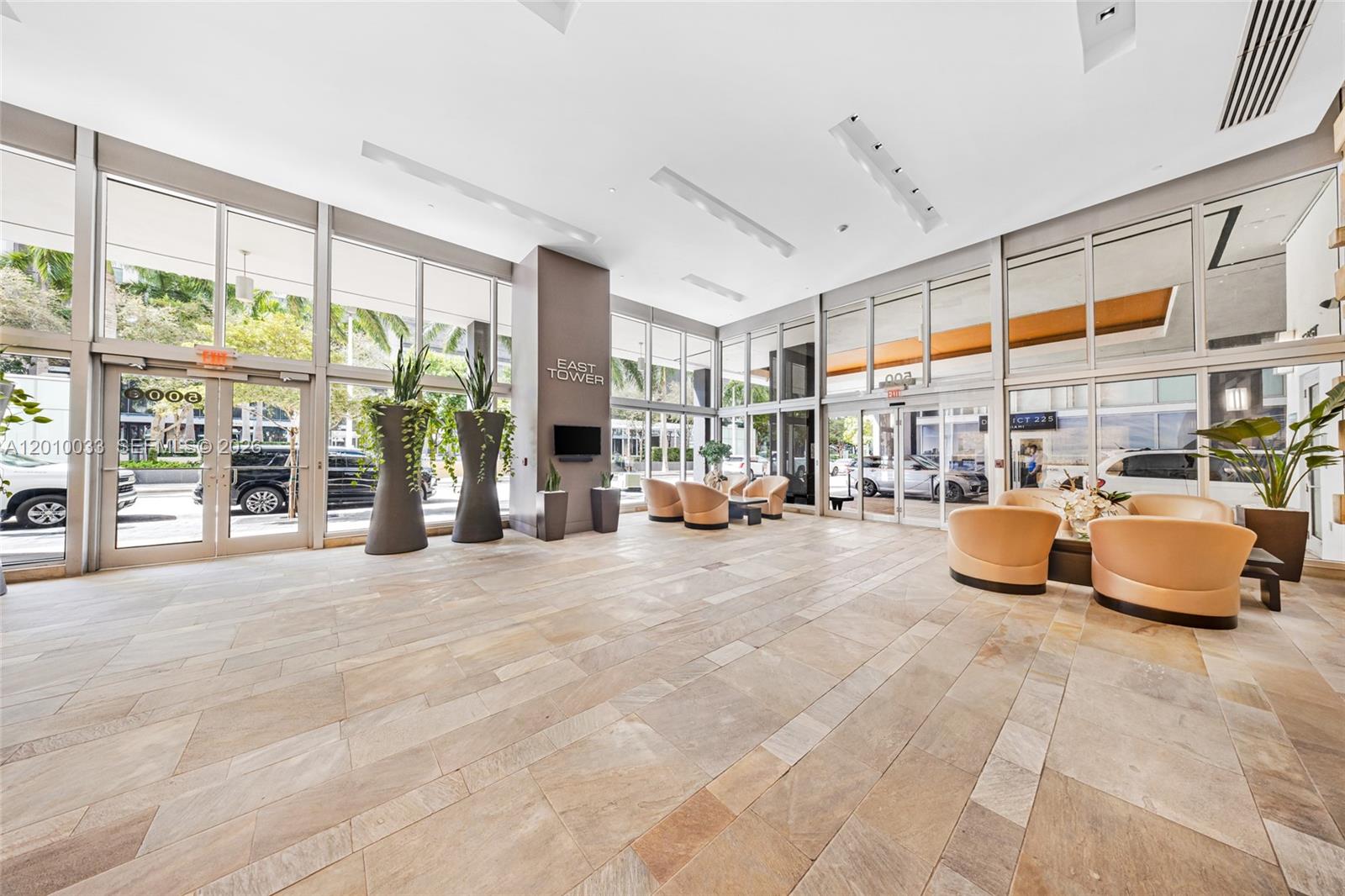 500 Brickell Ave #3707, Miami FL 33131