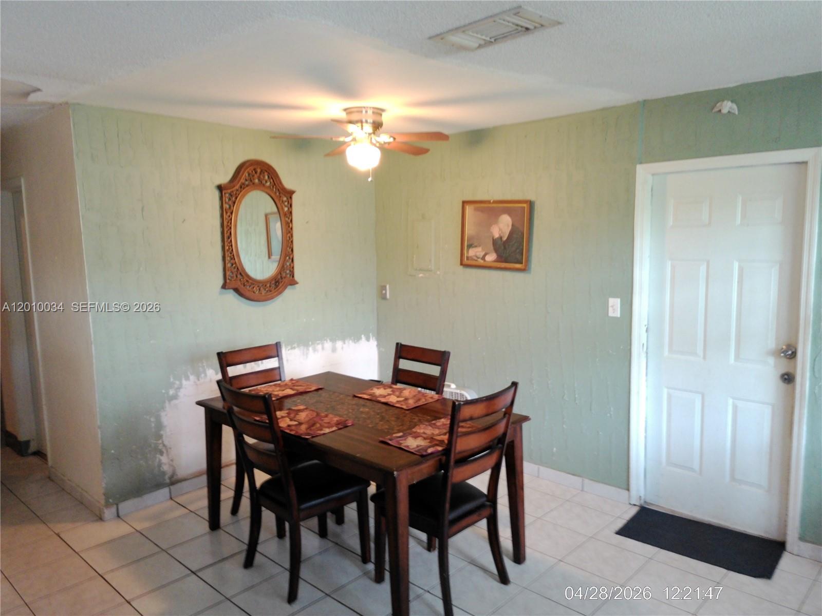 11412 SW 41st St, Miami FL 33165