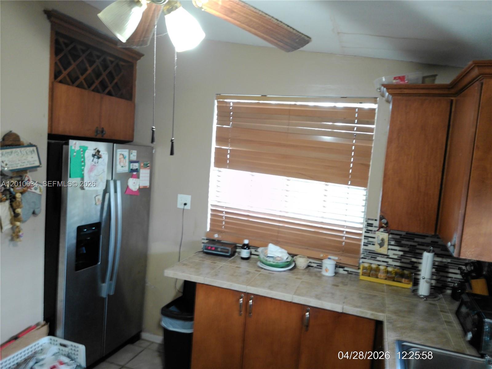 11412 SW 41st St, Miami FL 33165