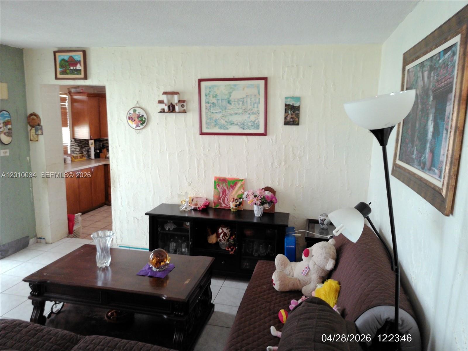 11412 SW 41st St, Miami FL 33165