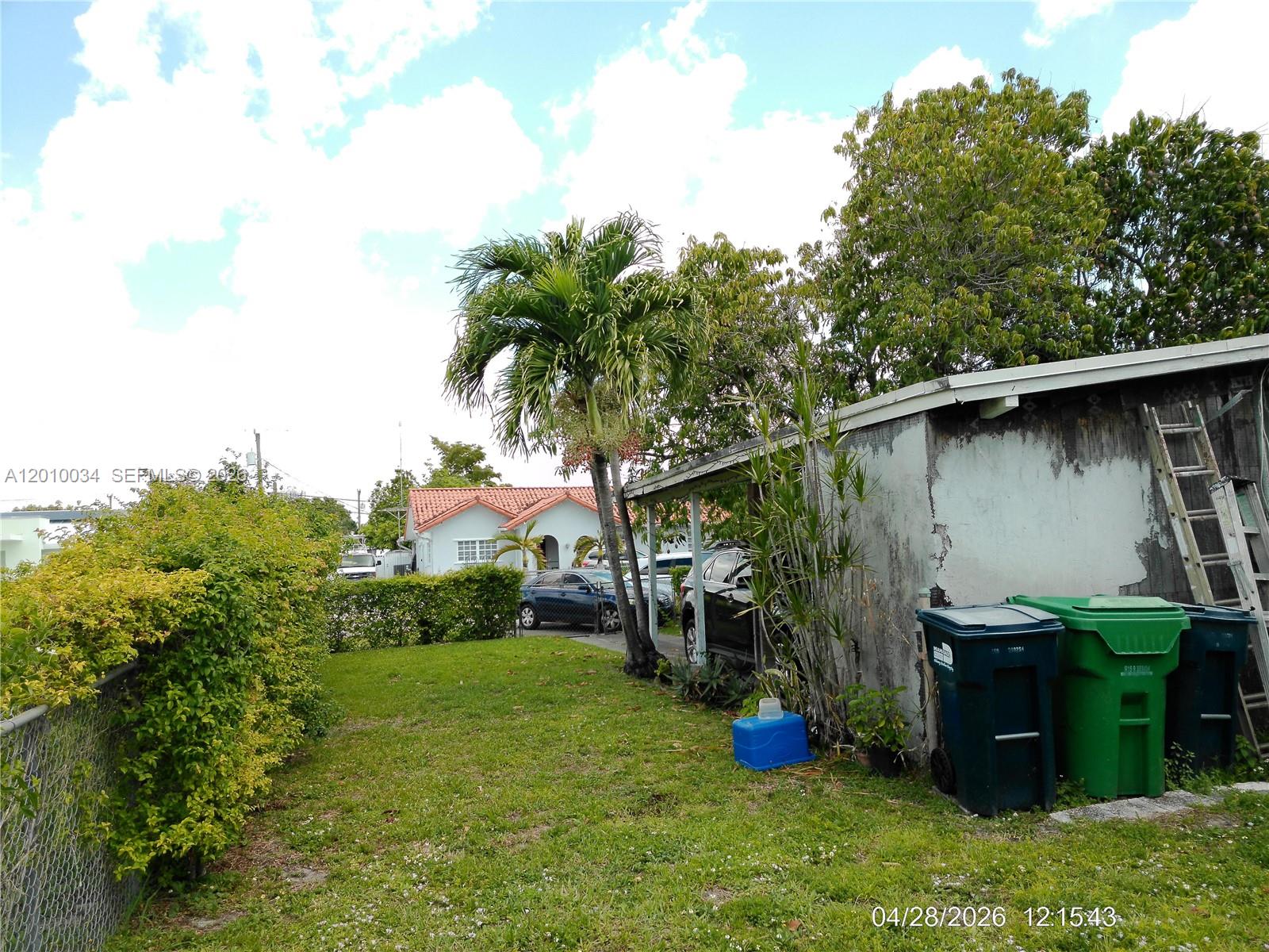11412 SW 41st St, Miami FL 33165