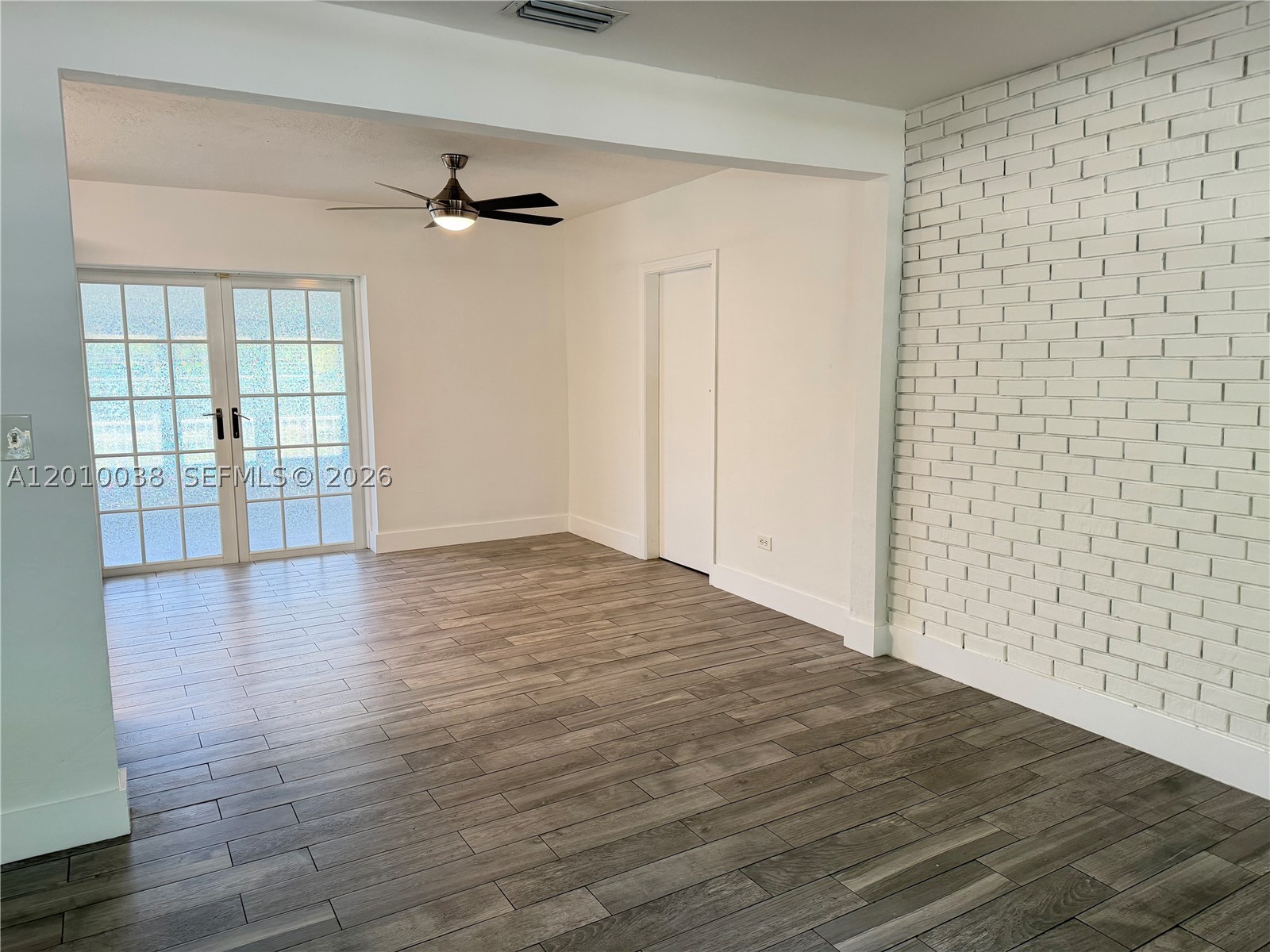 1140 Wren Ave, Miami Springs FL 33166