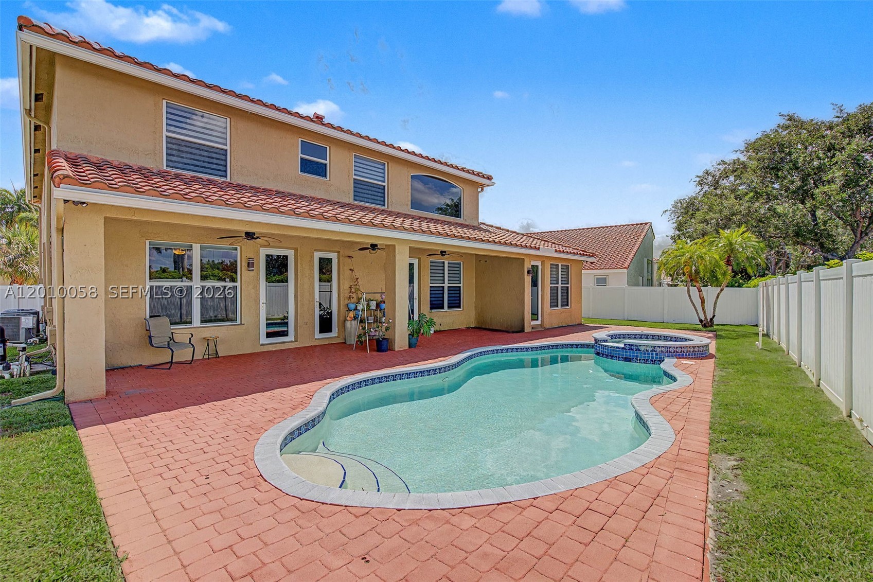18901 SW 15th St, Pembroke Pines FL 33029