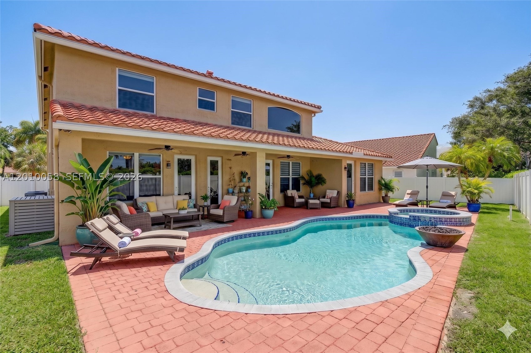 18901 SW 15th St, Pembroke Pines FL 33029