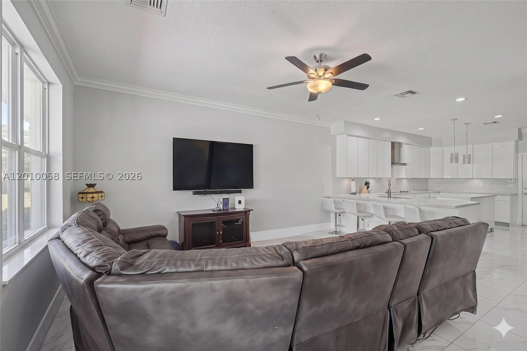 18901 SW 15th St, Pembroke Pines FL 33029