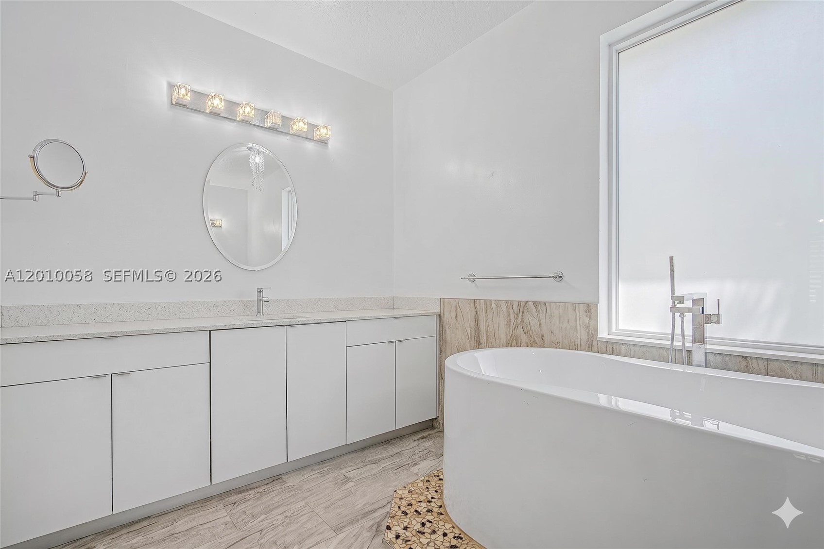 18901 SW 15th St, Pembroke Pines FL 33029
