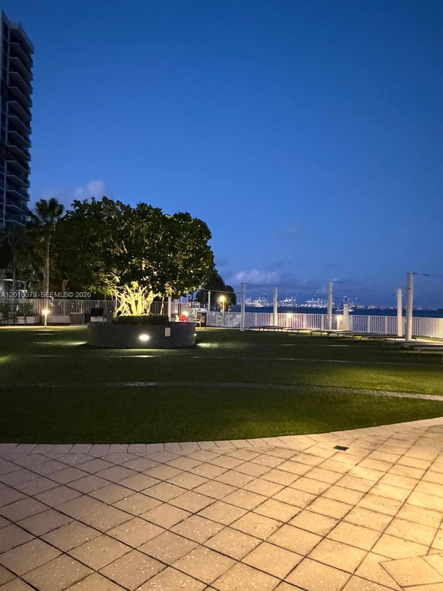 200 SE 15th Rd #7I, Miami FL 33129