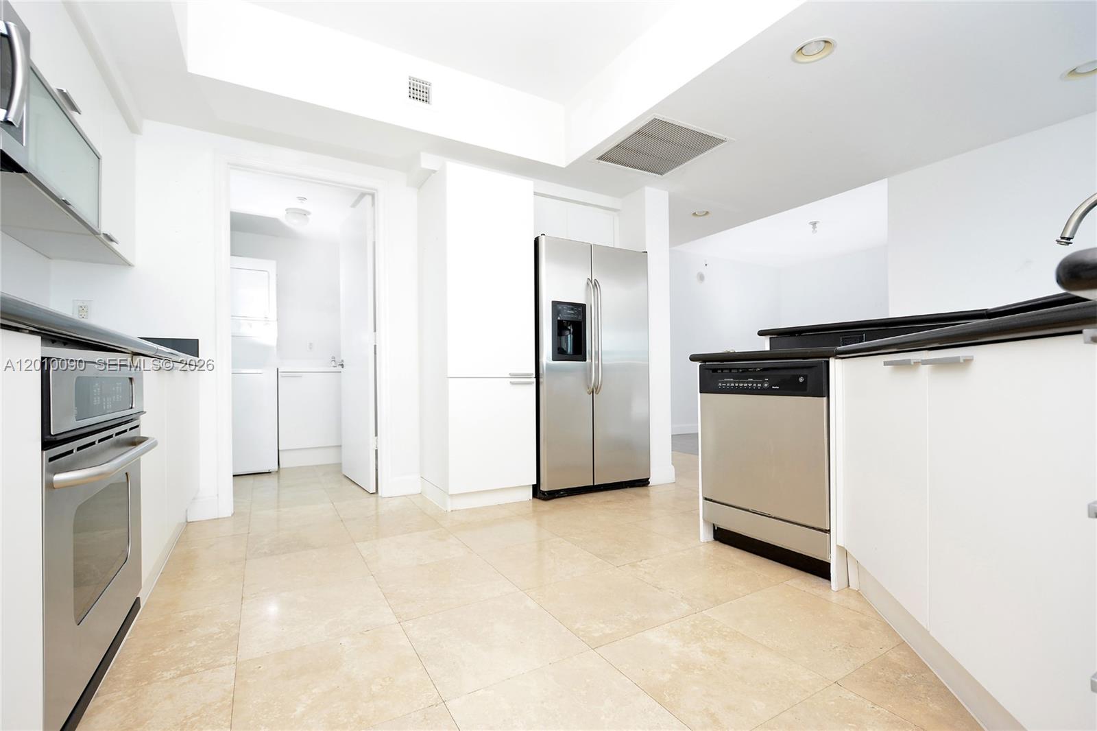 14951 Royal Oaks Ln #1609, North Miami FL 33181