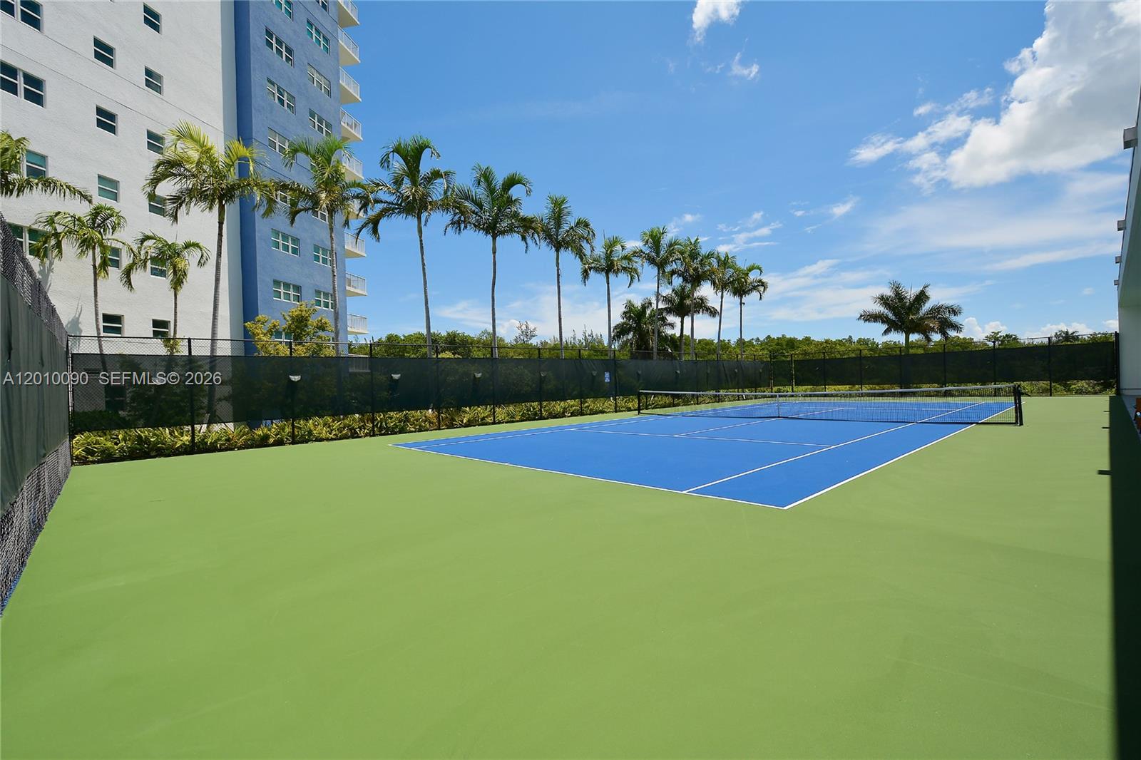 14951 Royal Oaks Ln #1609, North Miami FL 33181