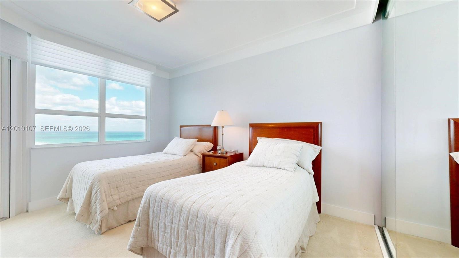 5025 Collins Ave #2206, Miami Beach FL 33140