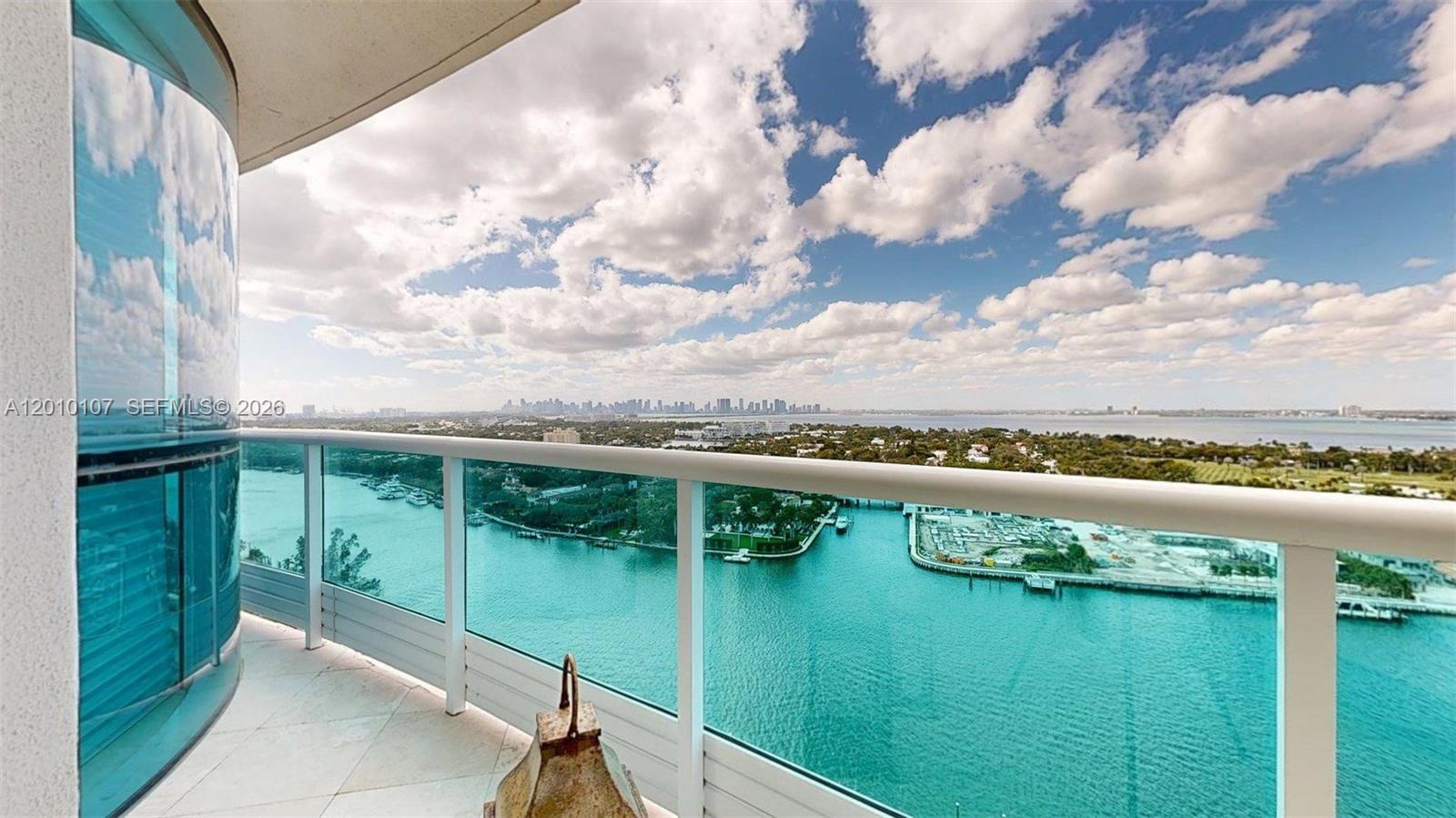 5025 Collins Ave #2206, Miami Beach FL 33140