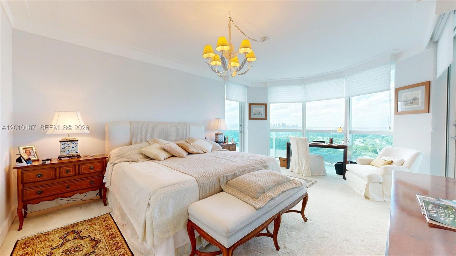 5025 Collins Ave #2206, Miami Beach FL 33140