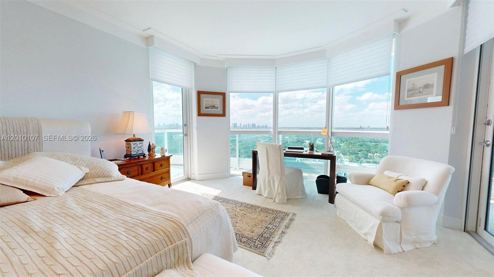 5025 Collins Ave #2206, Miami Beach FL 33140