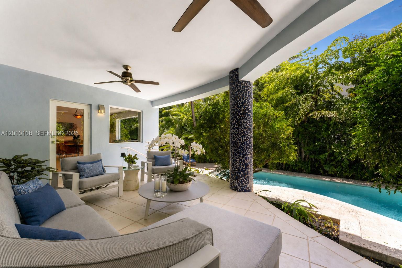 690 Warren Ln, Key Biscayne FL 33149