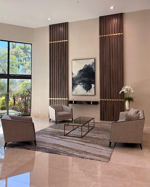 3500 Mystic Pointe Dr #302, Aventura FL 33180