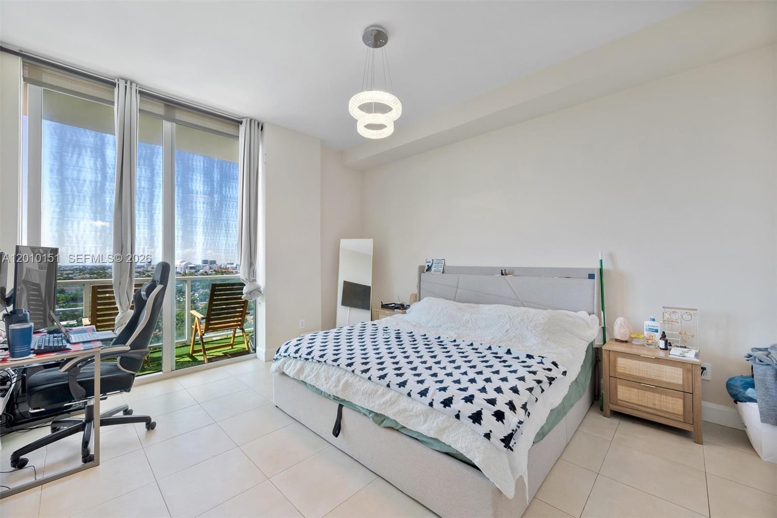 2525 SW 3rd Ave #1603, Miami FL 33129