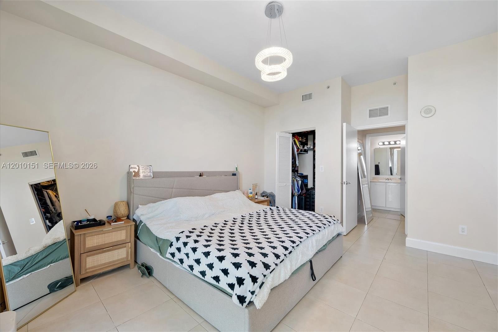 2525 SW 3rd Ave #1603, Miami FL 33129