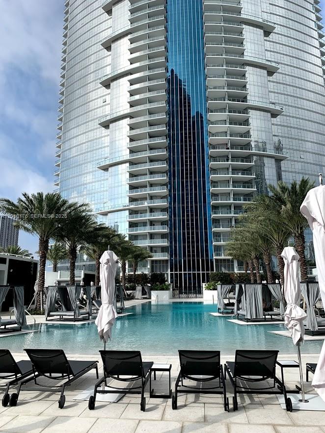 851 NE 1st Ave #2700, Miami FL 33132