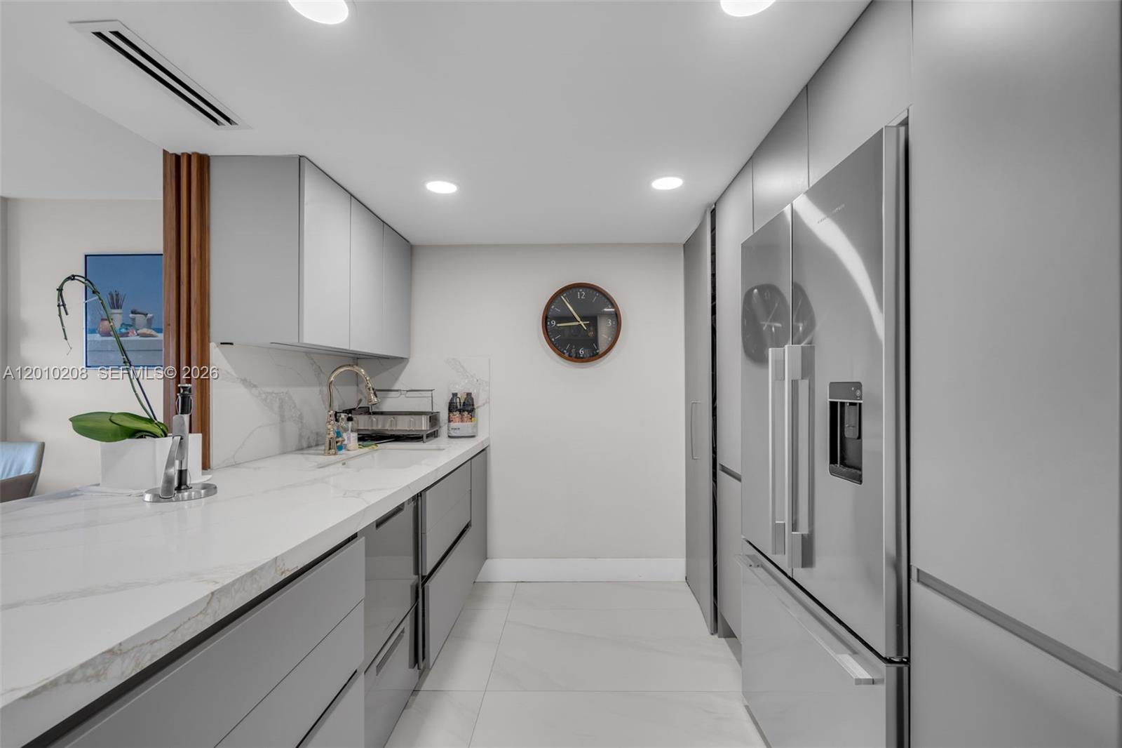 155 Ocean Lane Dr #1105, Key Biscayne FL 33149