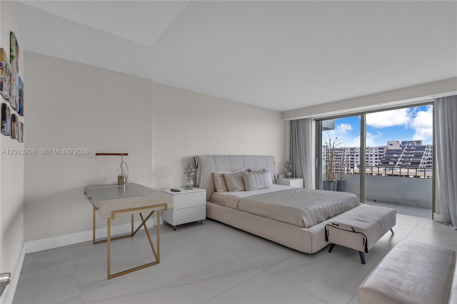 155 Ocean Lane Dr #1105, Key Biscayne FL 33149