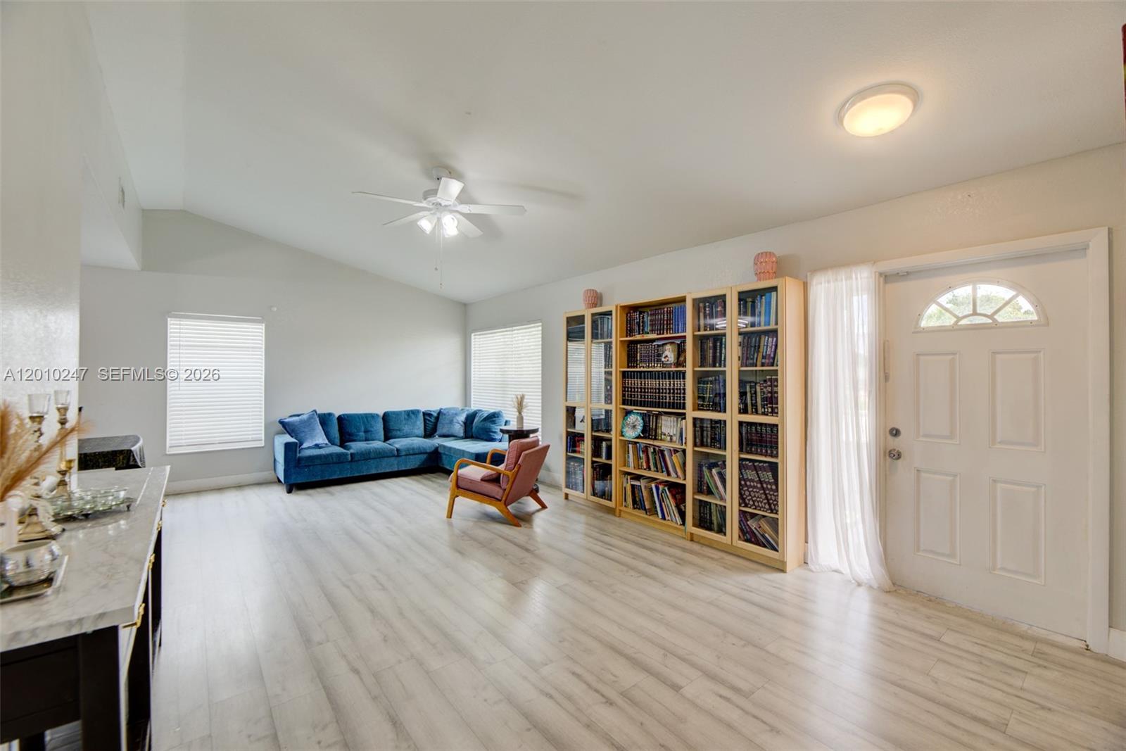 7454 NW 48th Pl, Lauderhill FL 33319