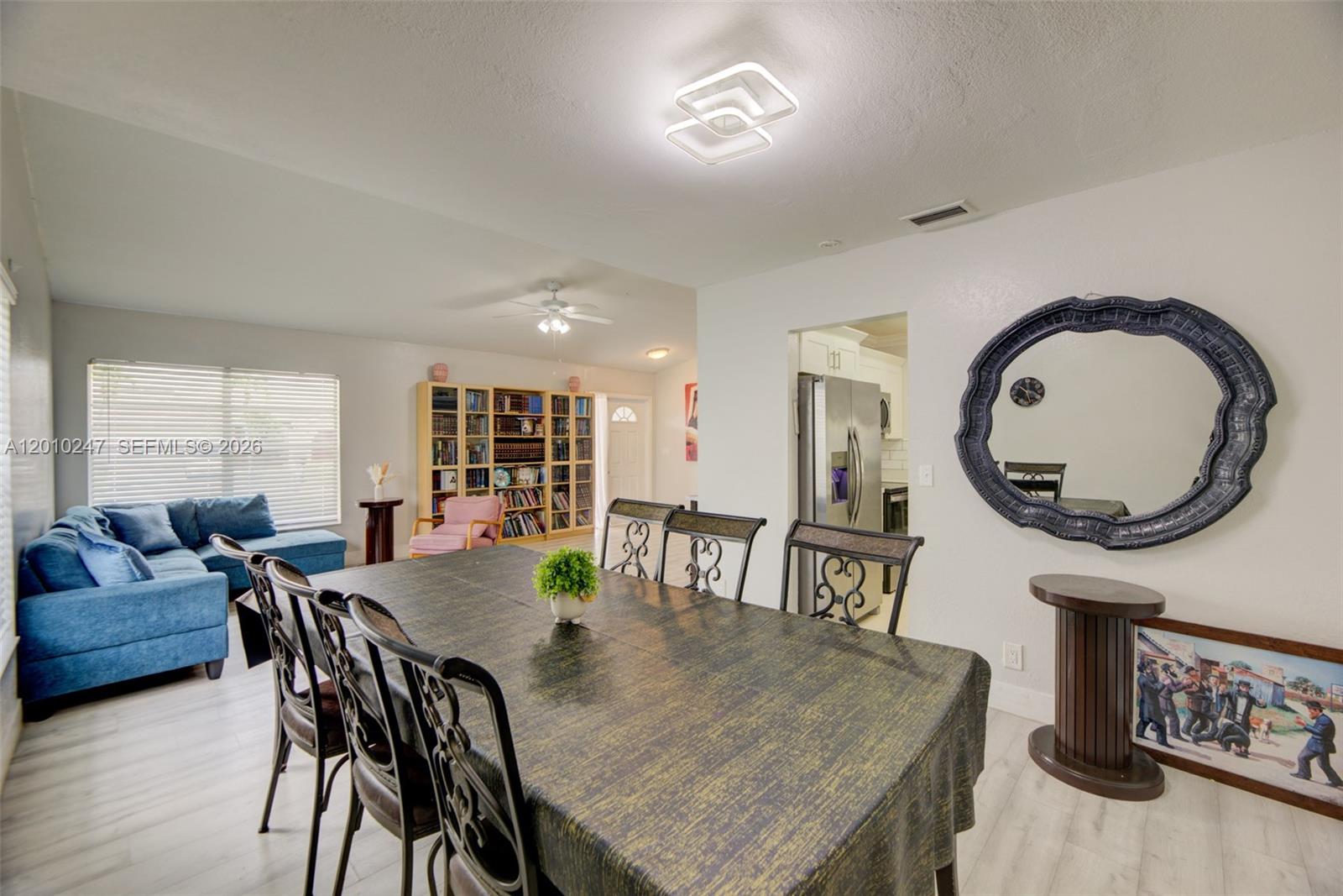 7454 NW 48th Pl, Lauderhill FL 33319