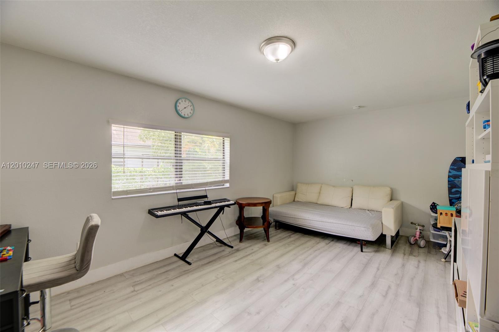 7454 NW 48th Pl, Lauderhill FL 33319
