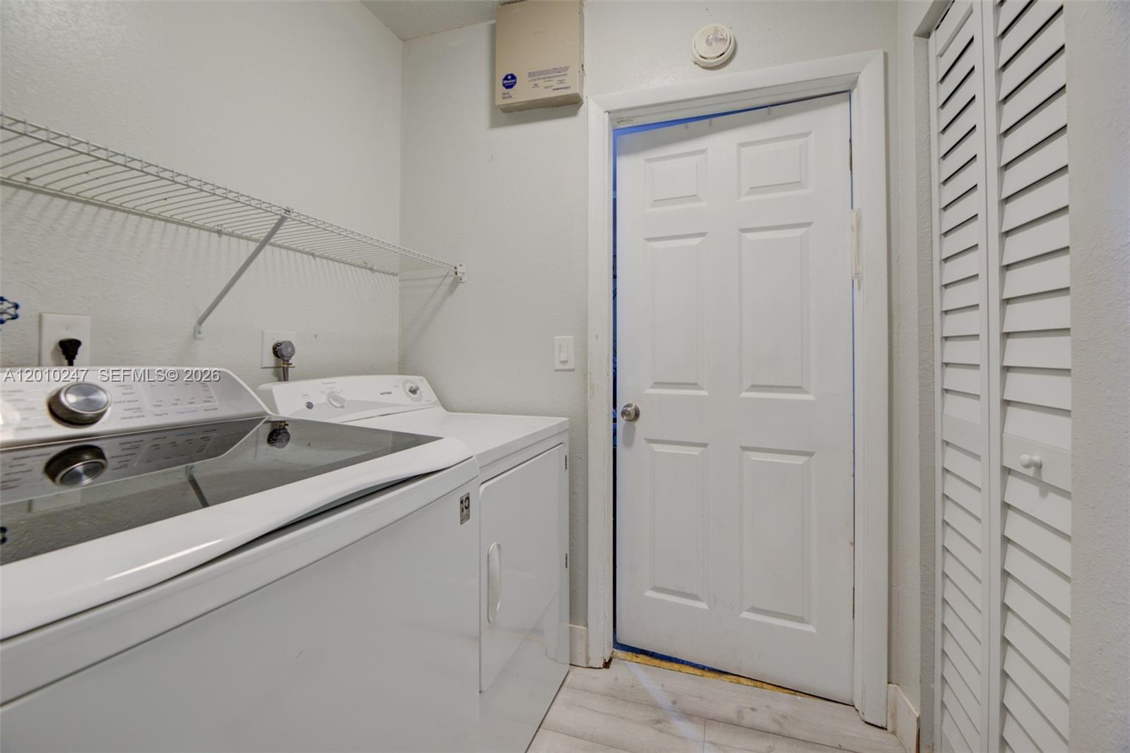 7454 NW 48th Pl, Lauderhill FL 33319