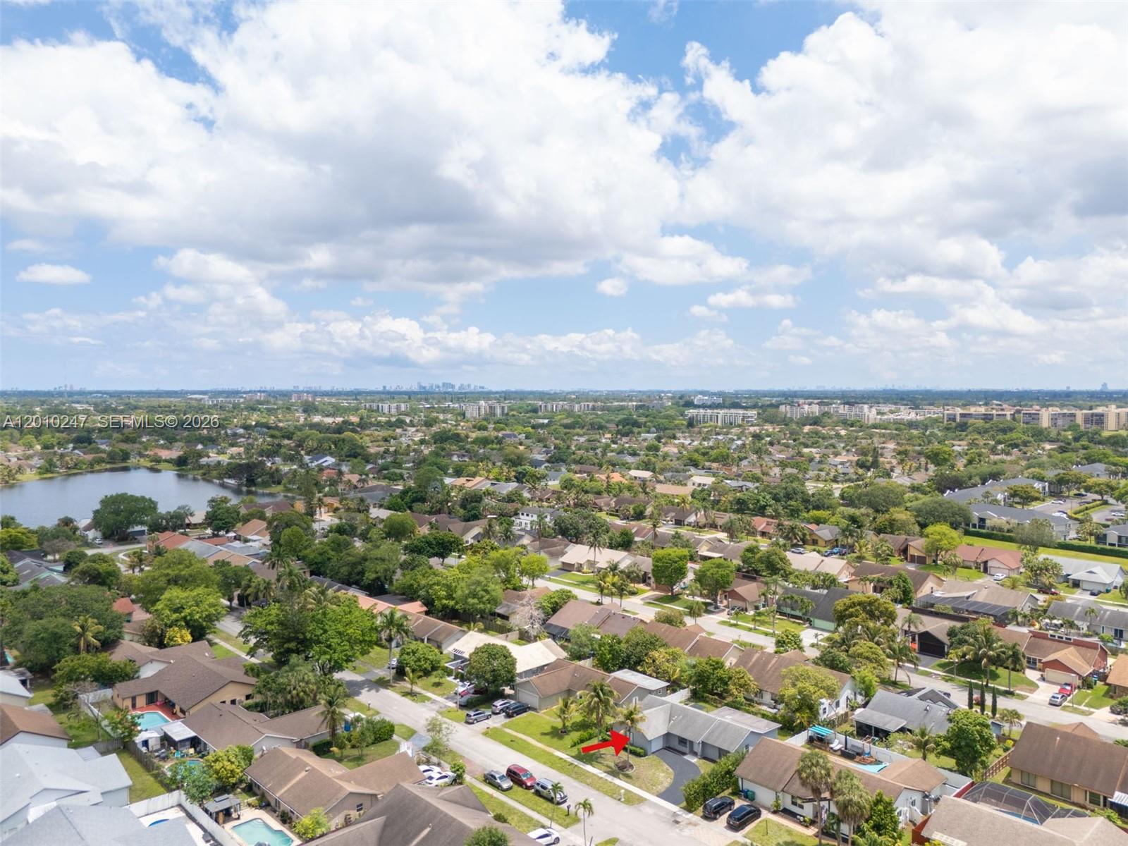 7454 NW 48th Pl, Lauderhill FL 33319