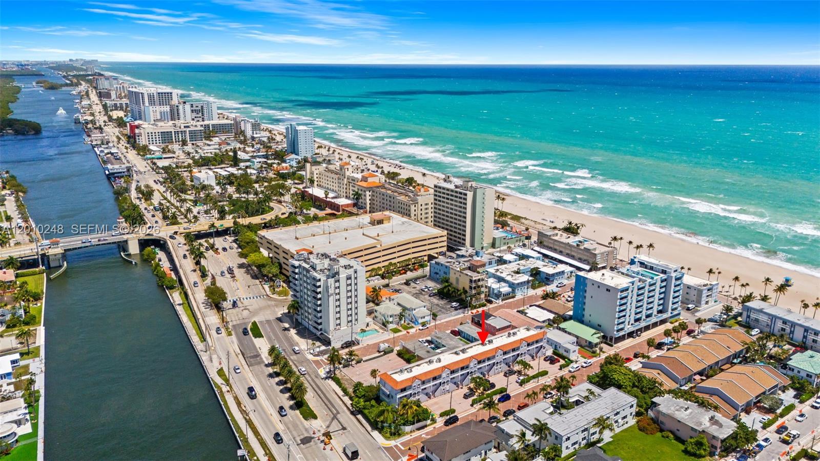 343 Virginia St, Hollywood FL 33019