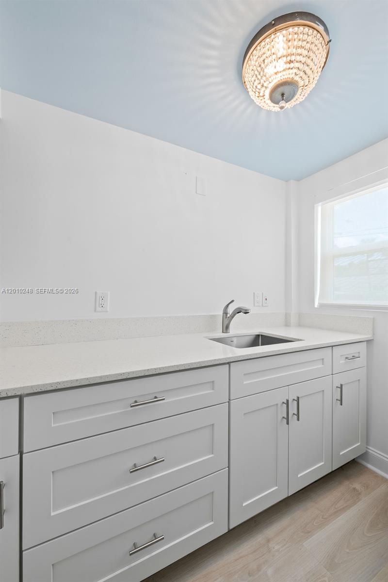 343 Virginia St, Hollywood FL 33019