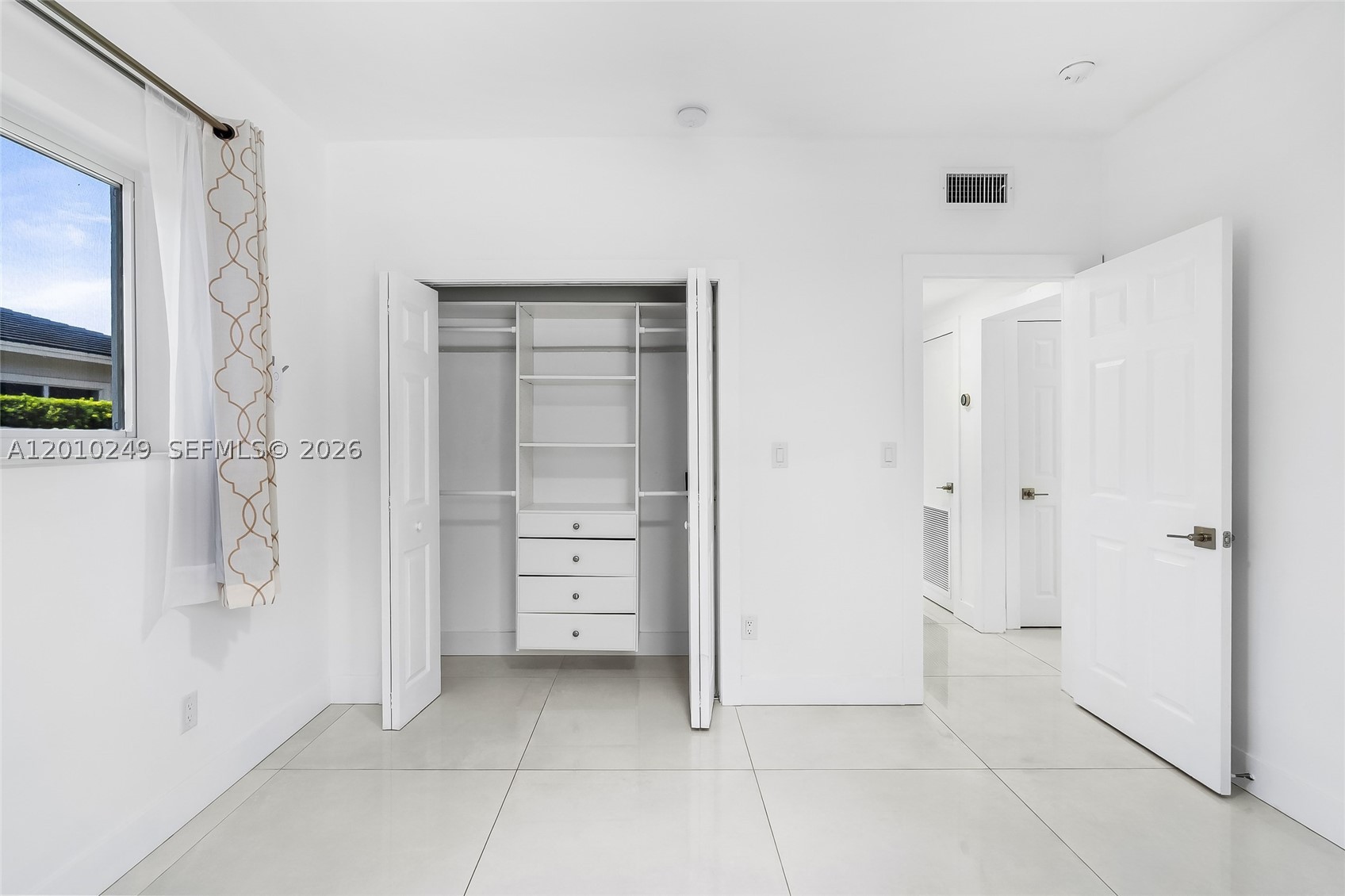 7800 SW 57th Ct, South Miami FL 33143