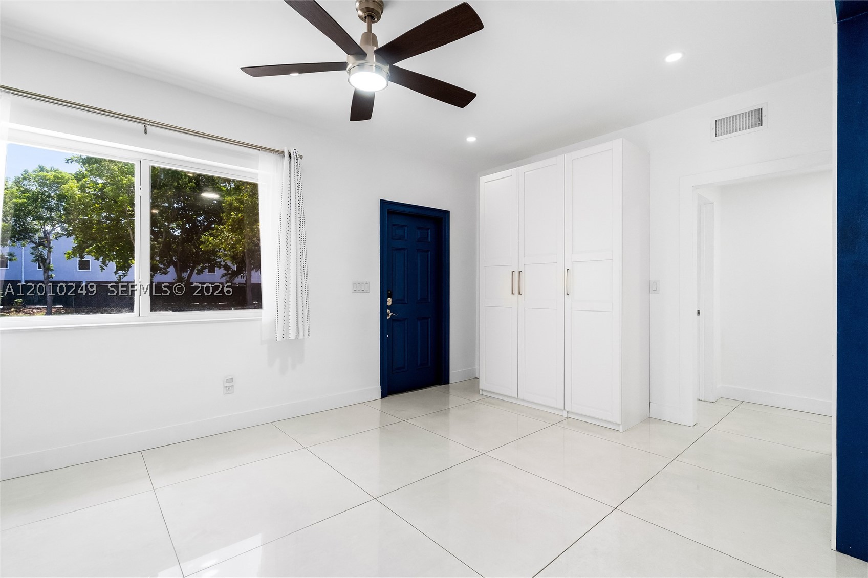 7800 SW 57th Ct, South Miami FL 33143