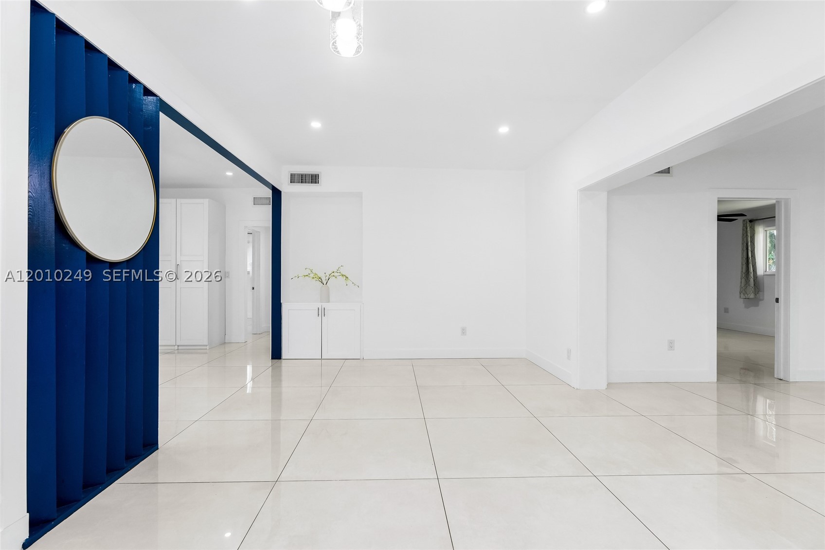 7800 SW 57th Ct, South Miami FL 33143