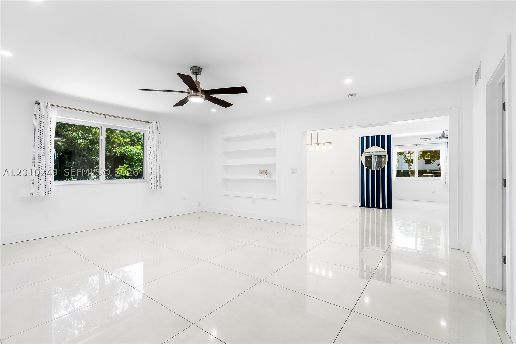 7800 SW 57th Ct, South Miami FL 33143
