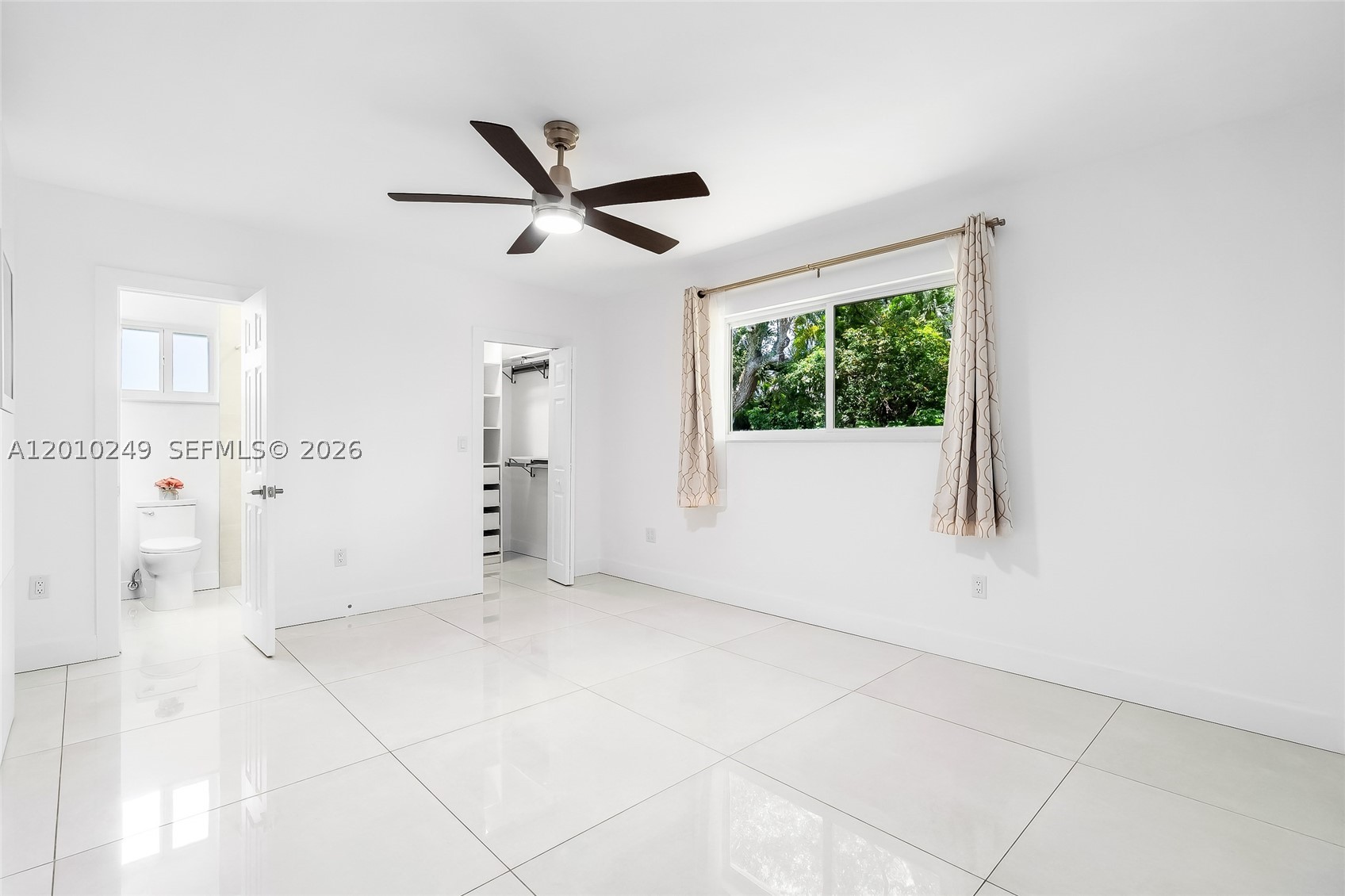 7800 SW 57th Ct, South Miami FL 33143