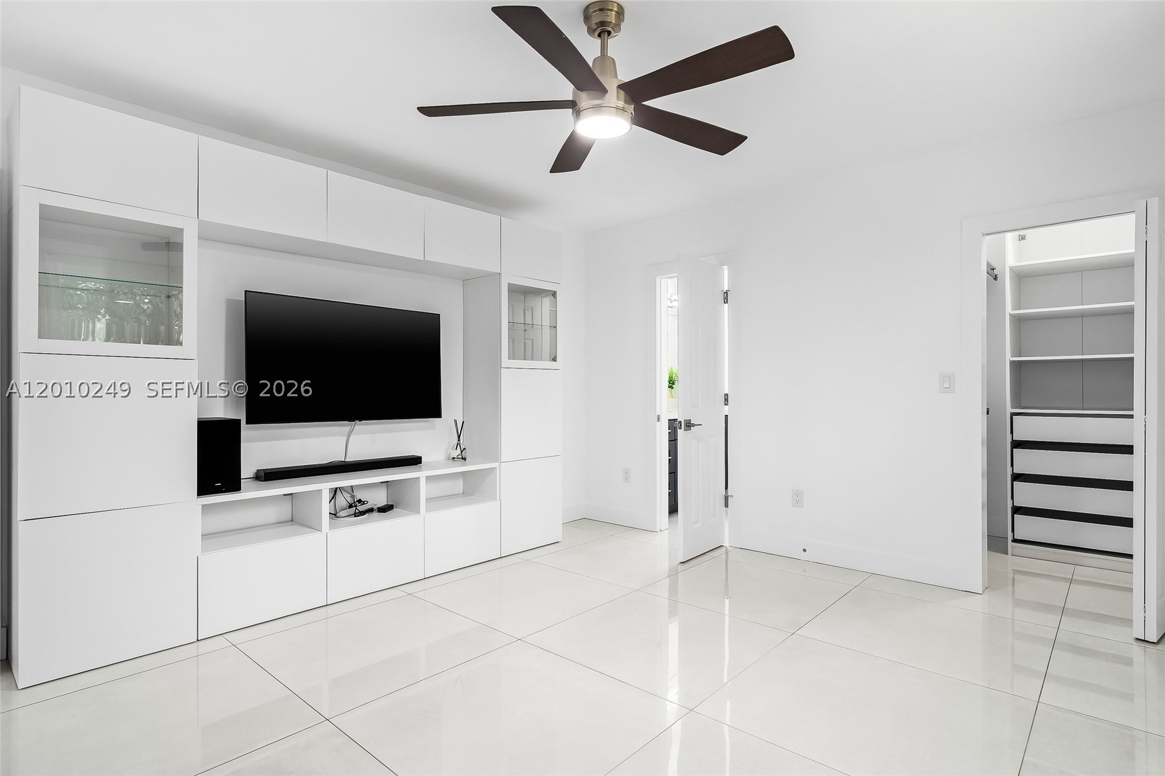 7800 SW 57th Ct, South Miami FL 33143
