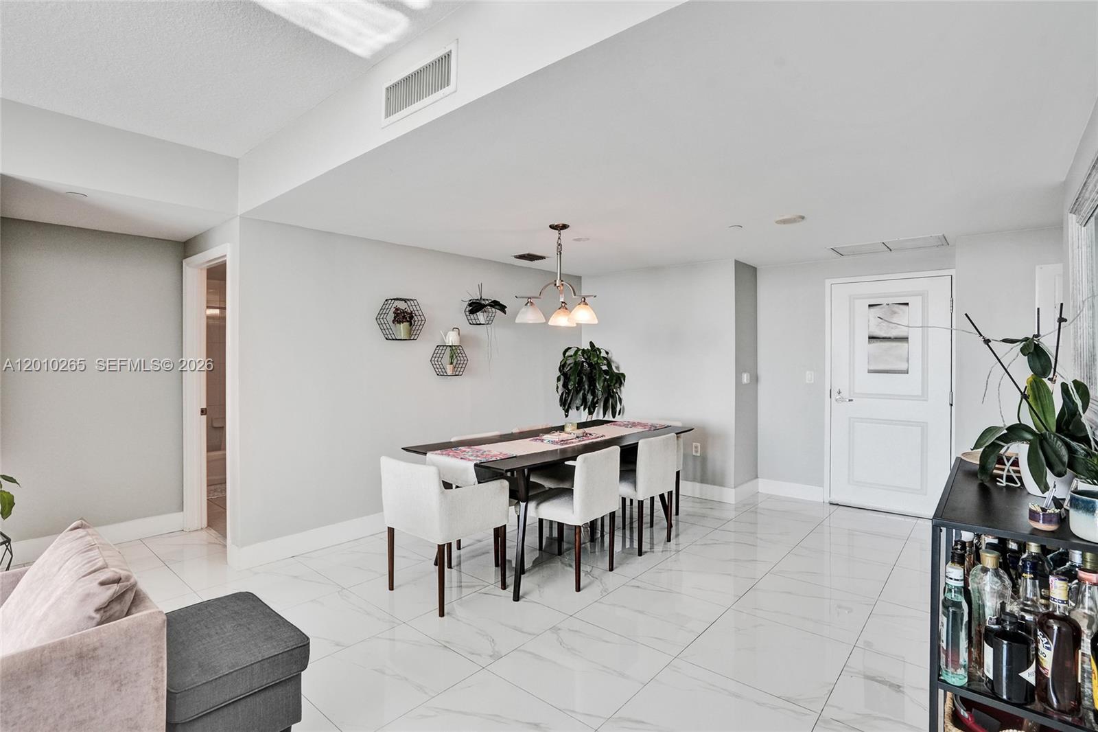 1250 S Miami Ave #2103, Miami FL 33130