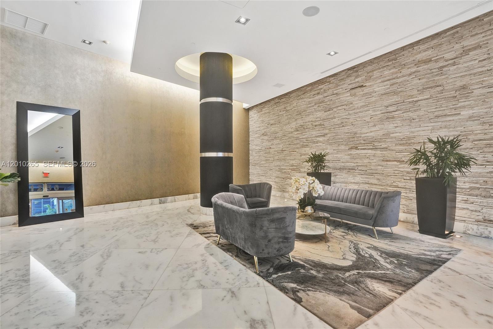1250 S Miami Ave #2103, Miami FL 33130