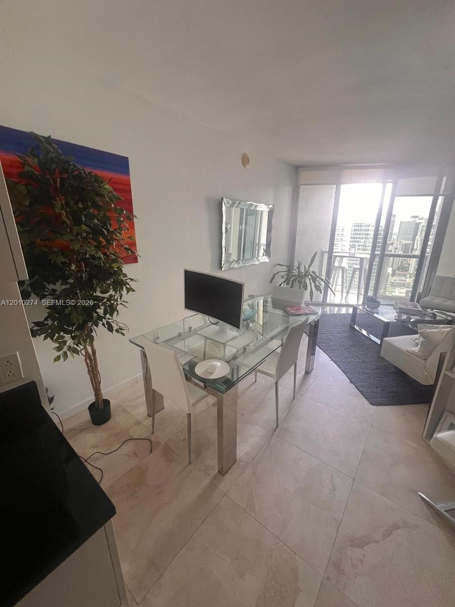 475 Brickell Ave #4508, Miami FL 33131