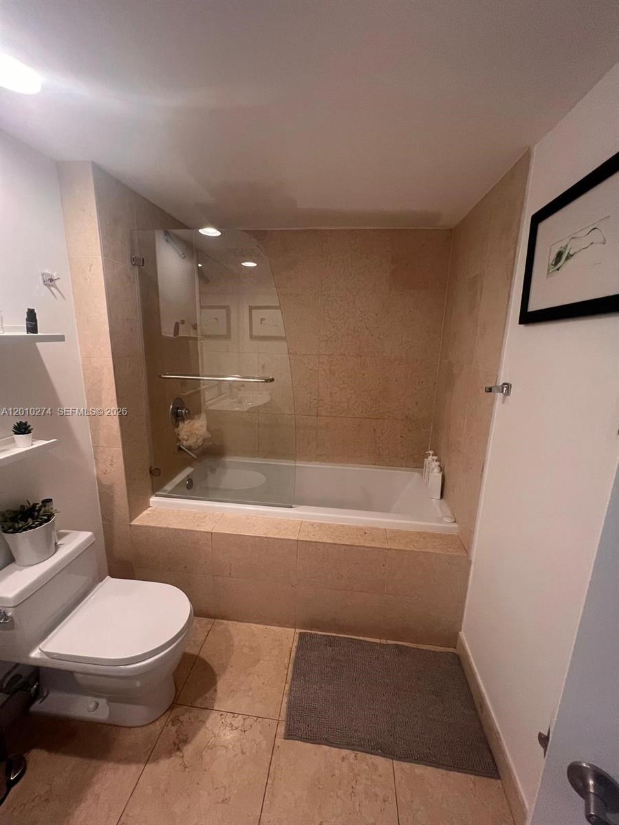 475 Brickell Ave #4508, Miami FL 33131