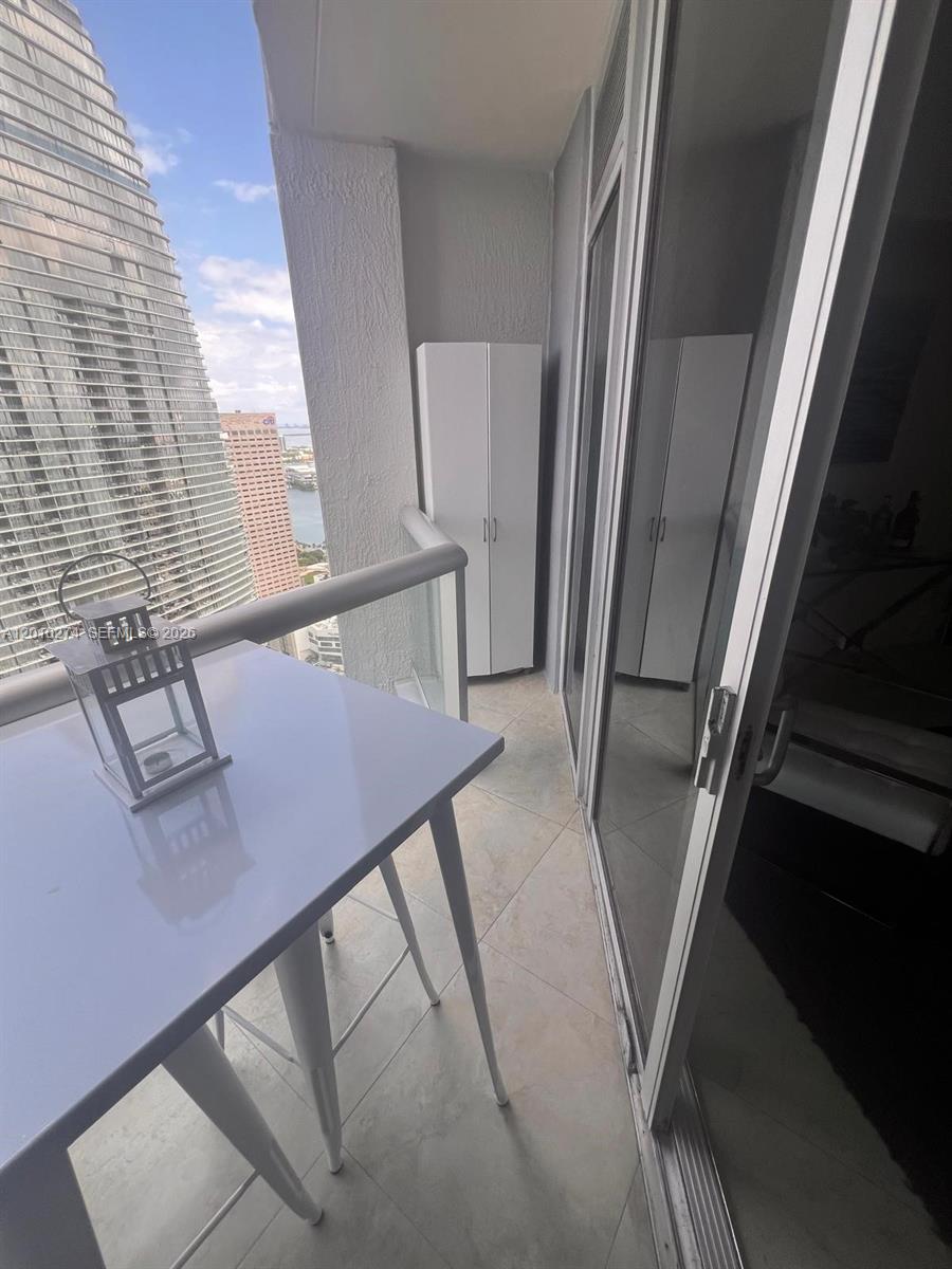 475 Brickell Ave #4508, Miami FL 33131
