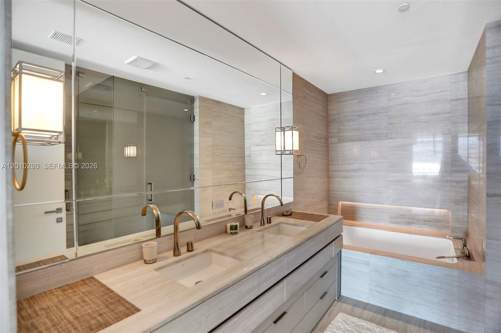 18975 COLLINS AVE #2001, Sunny Isles Beach FL 33160