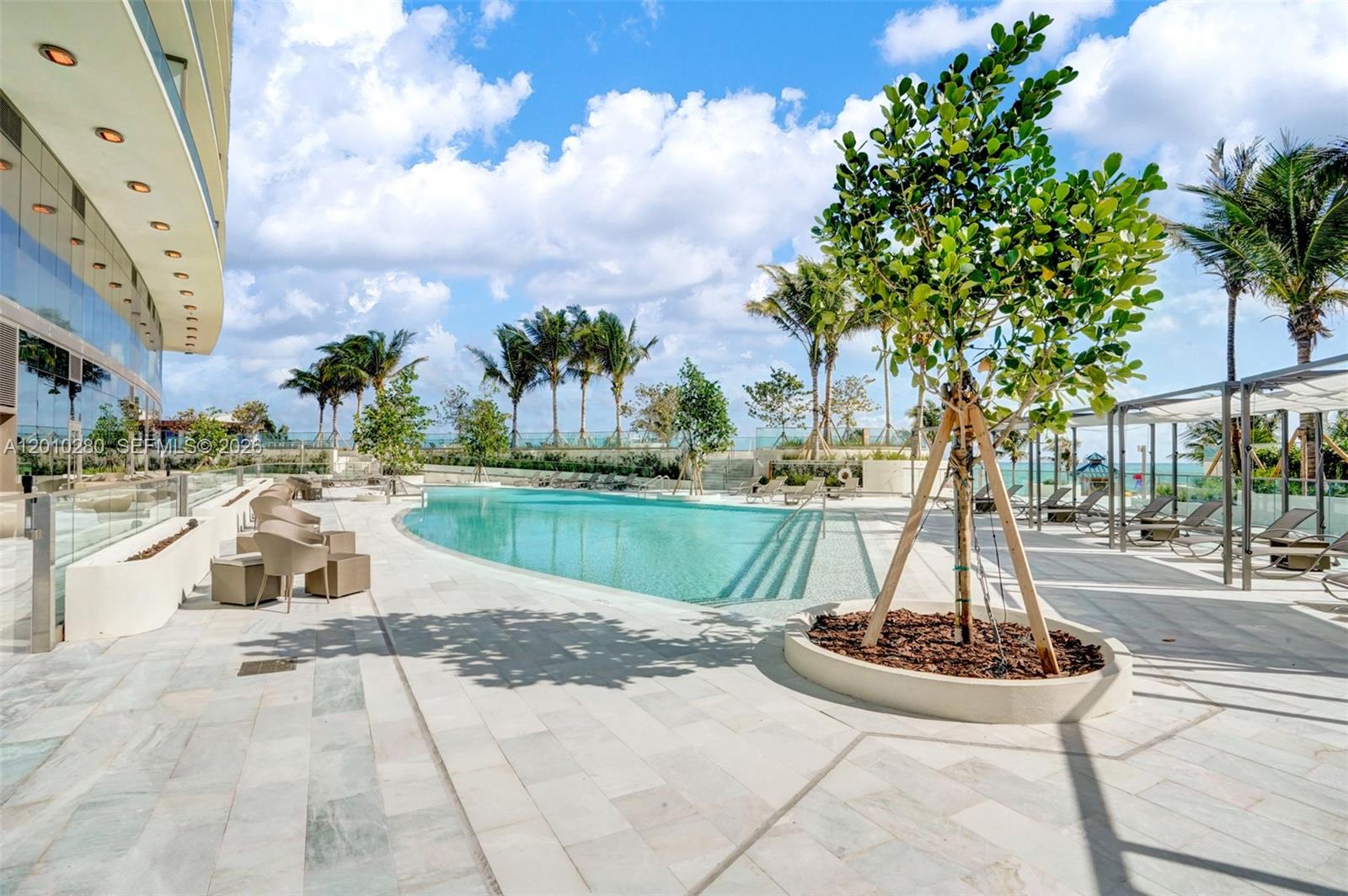 18975 COLLINS AVE #2001, Sunny Isles Beach FL 33160
